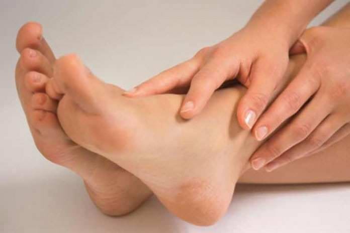 feet pain হাত-পায়ের ব্যথা